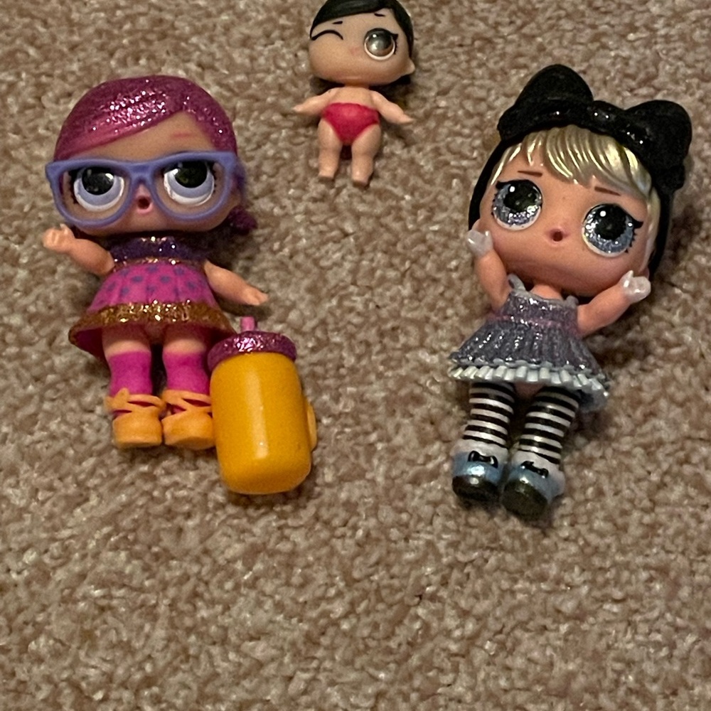 LOL dolls.  Excellent condition